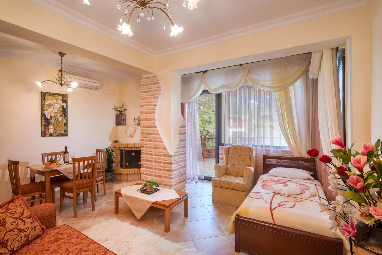 Hotel Eirini Gliki Exterior photo
