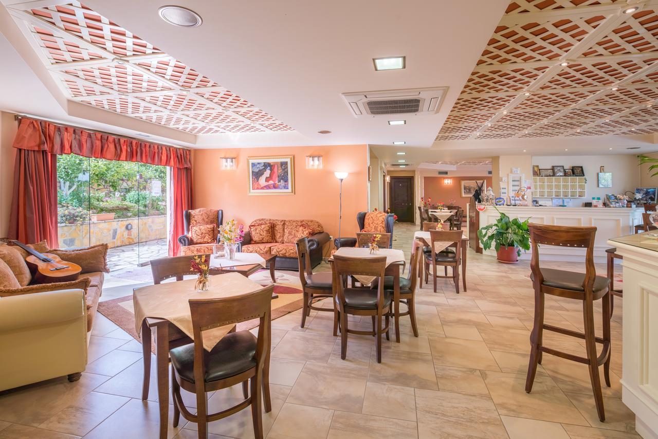 Hotel Eirini Gliki Exterior photo